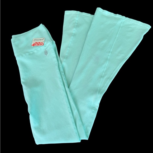 NWT Free People Free Movement Leggings - Picture 5 of 8